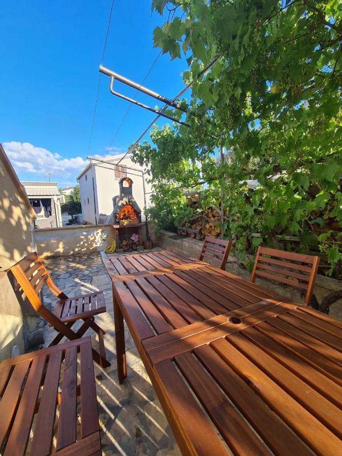 Apartman ˝Abaza˝ Vir Εξωτερικό φωτογραφία